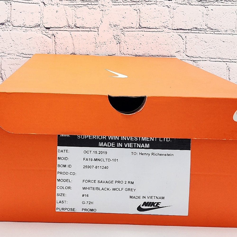 NIKE FORCE SAVAGE PRO 2, NIB Promo Football Cleats, Wht/Blk/Wolf Grey, Size 16 - Picture 6 of 9